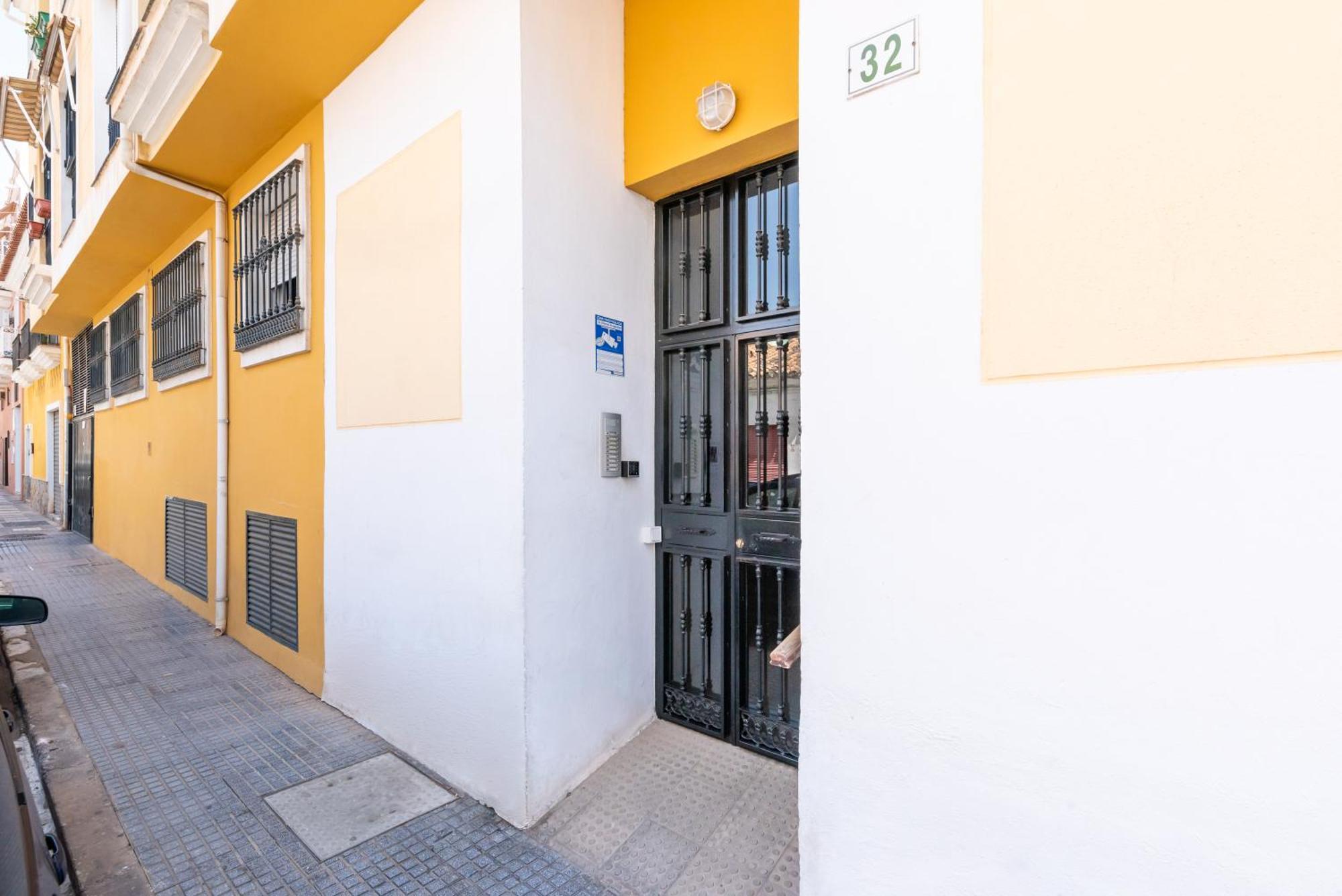 Wintowinrentals Comodo Estudio En Malaga. 외부 사진